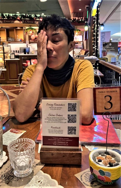 Pierrot Et Colombine - Le Mouton Qui Tricote